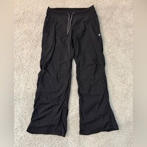 Lululemon Dance Studi Mid-Rise Pant, Regular, Size 8